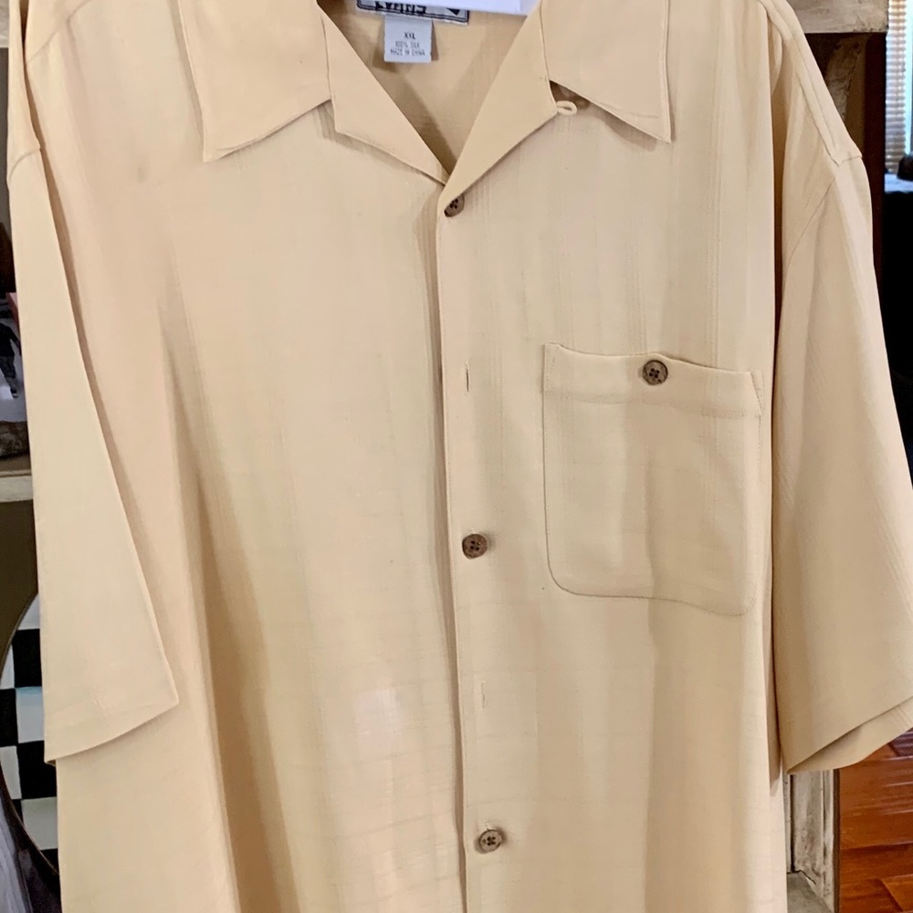 Paradise Coves 100% silk shirt